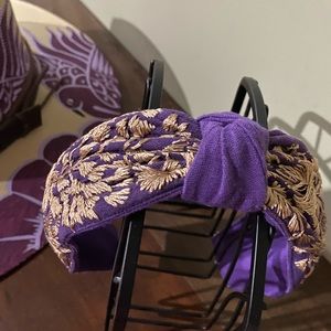 Handmade embroidered floral headband 💜